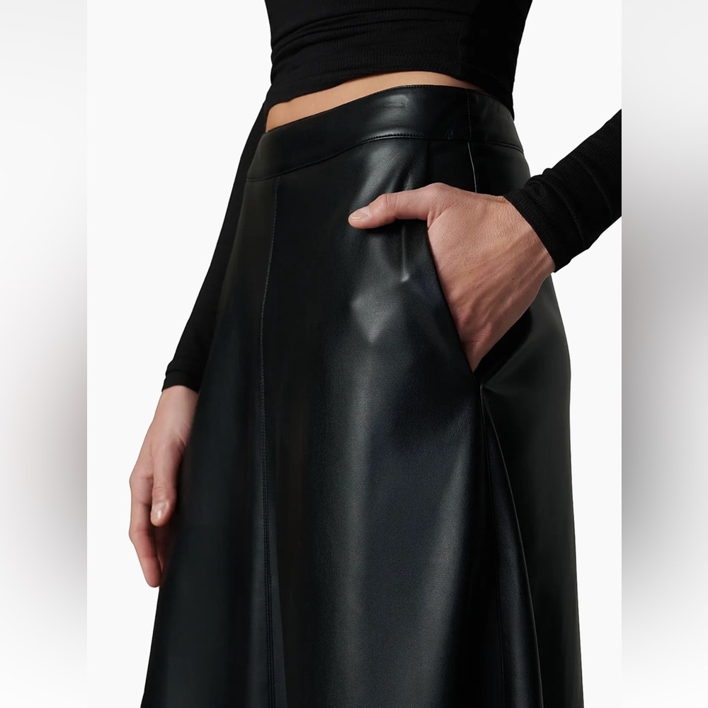 JOE’S JEANS BLACK TAVI VEGAN LEATHER SKIRT - Picture 4 of 7